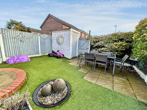 Photo 16- click for photo gallery